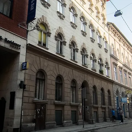 Goldcentral Grand Boulevard In The Heart Of The * Budapest
