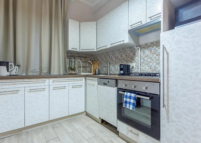 Goldcentral Grand Boulevard In The Heart Of The Apartment